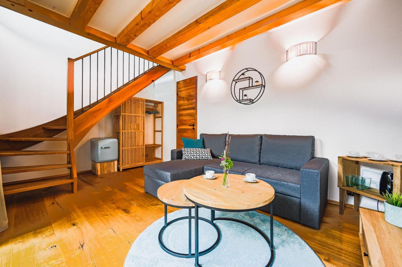 Kafé Ořech Mnichovo Hradiště Extérieur photo