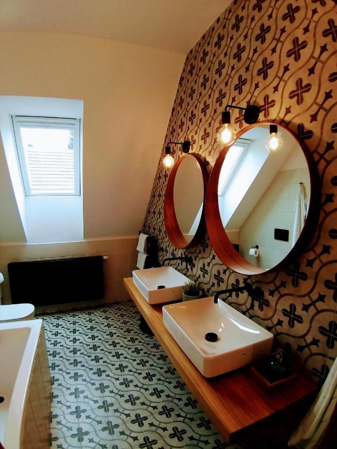 Kafé Ořech Mnichovo Hradiště Extérieur photo