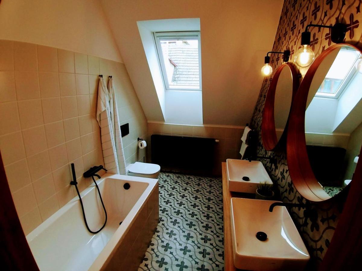 Kafé Ořech Mnichovo Hradiště Extérieur photo